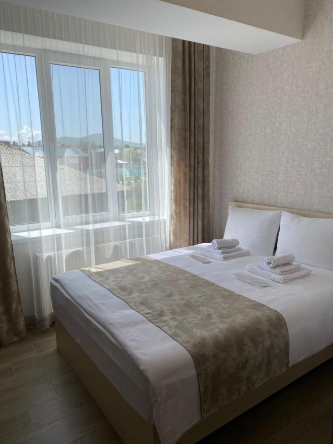 Hotel Sharl Ninotsminda Exterior foto