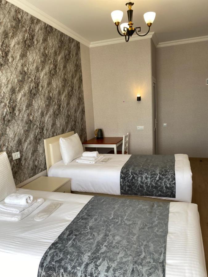 Hotel Sharl Ninotsminda Exterior foto